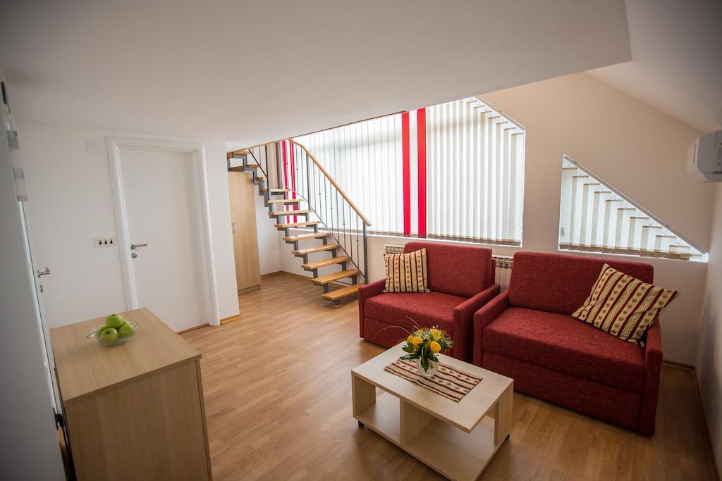 Apartments And Rooms Millennium Ogulin Room photo